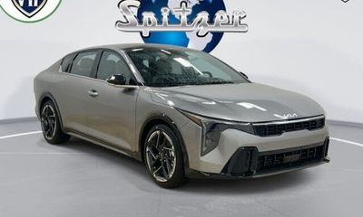 2026 Kia K4 GT Line