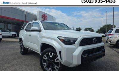 2025 Toyota 4RUNNER SR5