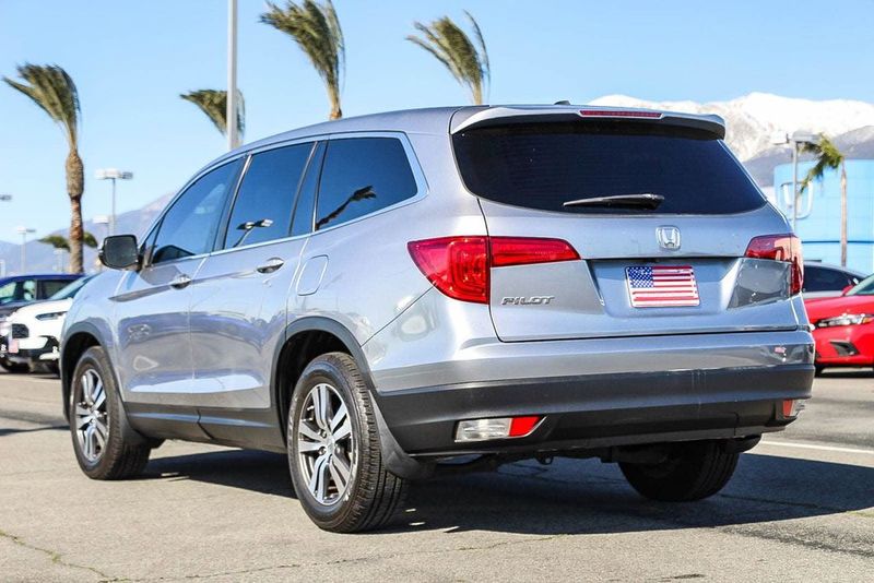 2017 Honda Pilot — a typically priced live listing
