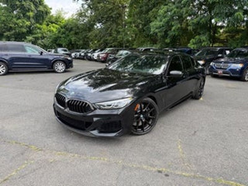 Representative 2019 BMW 850i photo