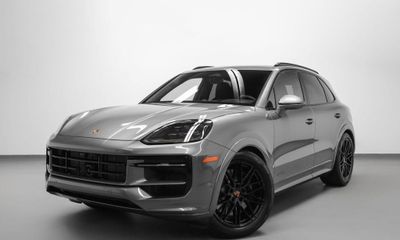 2026 Porsche Cayenne GTS