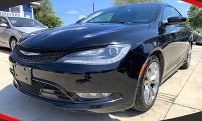 2015 Chrysler 200 200S