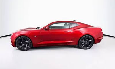 2022 Chevrolet Camaro 1LS 1LT