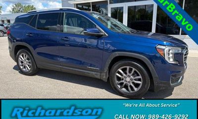 2023 GMC Terrain SLT