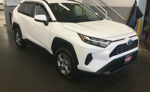2023 Toyota RAV4 LE