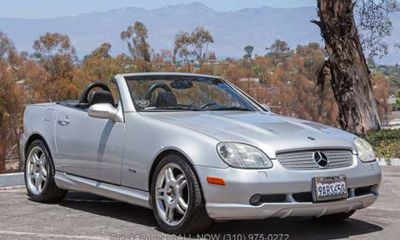 2001 Mercedes-Benz SLK-Class 320