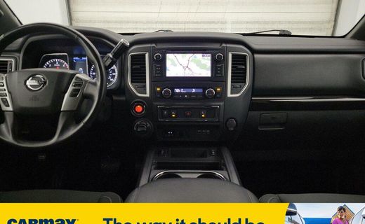 2019 Nissan Titan SV