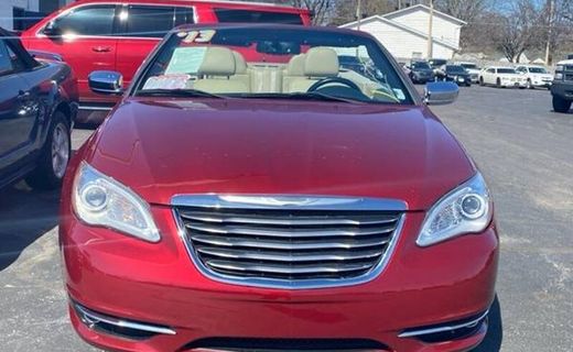 2013 Chrysler 200 Limited