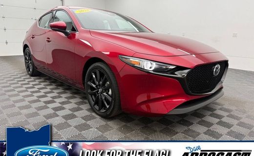 2023 Mazda MAZDA3 Premium Package