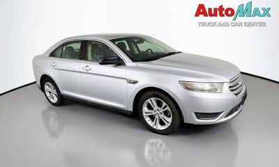 2017 Ford Taurus SE