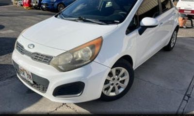 2013 Kia RIO LX