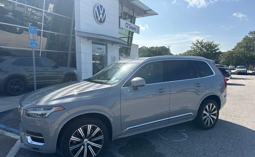 2024 Volvo XC90 Plus Bright