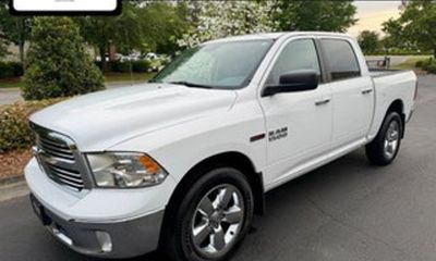 2013 Chevrolet Avalanche LT