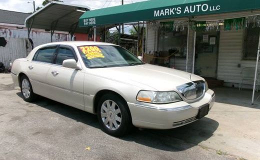2003 Lincoln Town CAR Cartier