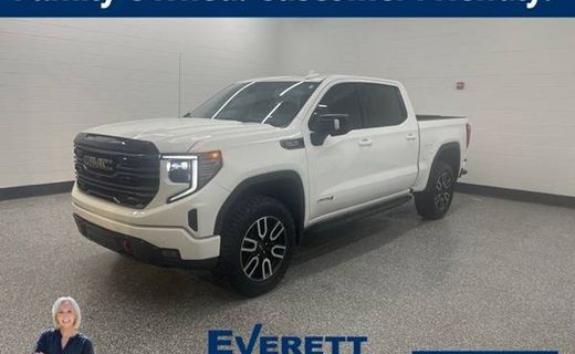 2025 GMC Sierra AT4