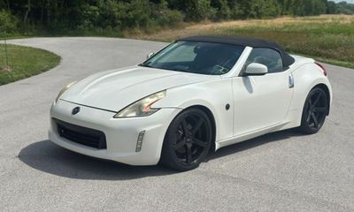 2014 Nissan 370Z Touring