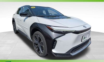2023 Toyota BZ4X Limited