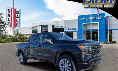 2022 Chevrolet Silverado Custom