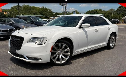 2019 Chrysler 300