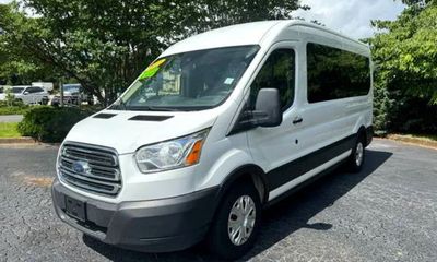 2019 Ford Transit 350 XLT Medium