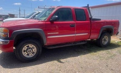 2004 GMC Sierra SLE HD