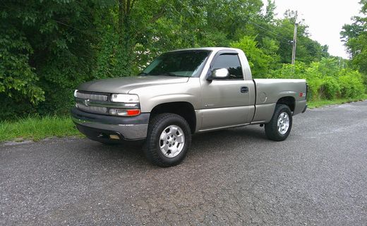 2000 Chevrolet Silverado LS