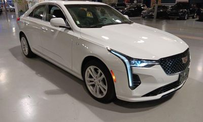 2024 Cadillac CT4 Luxury