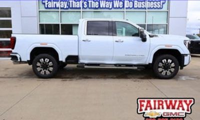 2026 GMC Sierra HD AT4
