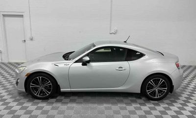2013 Toyota Scion FR-S STD