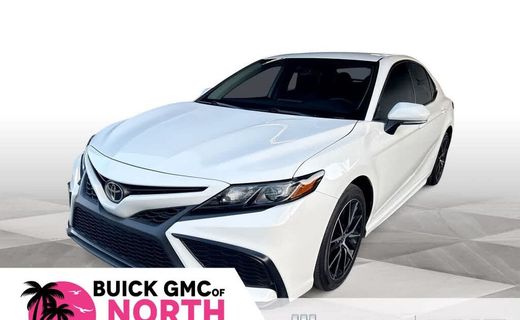2024 Toyota Camry SE