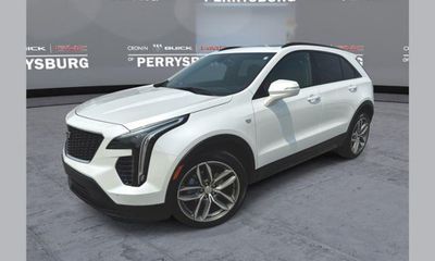 2023 Cadillac XT4 Sport
