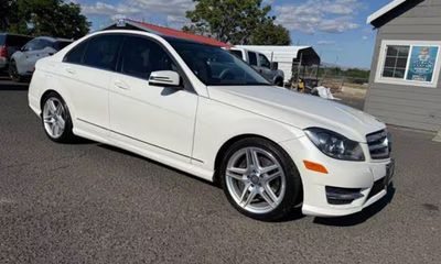2013 Mercedes-Benz C-Class C300