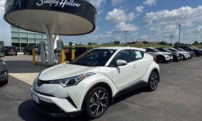 2018 Toyota C-HR XLE
