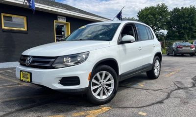 2017 Volkswagen Tiguan S 4 Motion