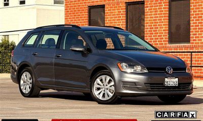 2017 Volkswagen Golf Sportwagen 4Motion