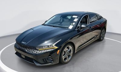 2022 Kia K5 EX