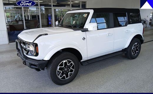 2024 Ford Bronco Outer Banks