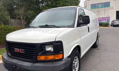 2015 GMC Savana 2500