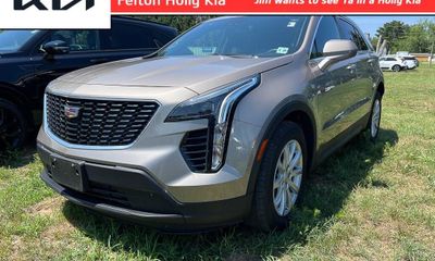 2023 Cadillac XT4 Luxury