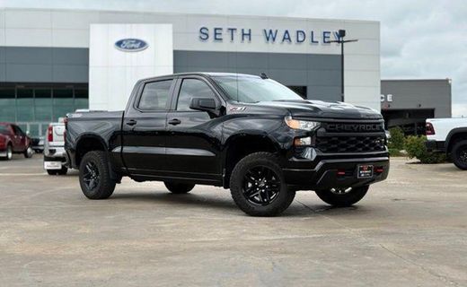2024 Chevrolet Silverado Trail Boss Custom