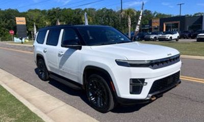 2026 Jeep Grand Wagoneer Summit