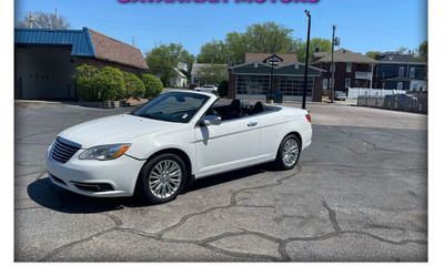 2014 Chrysler 200 Limited