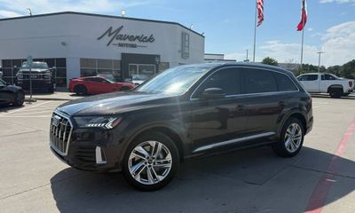 2024 Audi Q7 Quattro Premium Plus