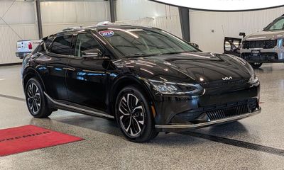 2024 Kia EV6 Light Wind