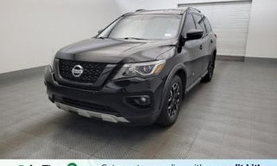 2020 Nissan Pathfinder SV