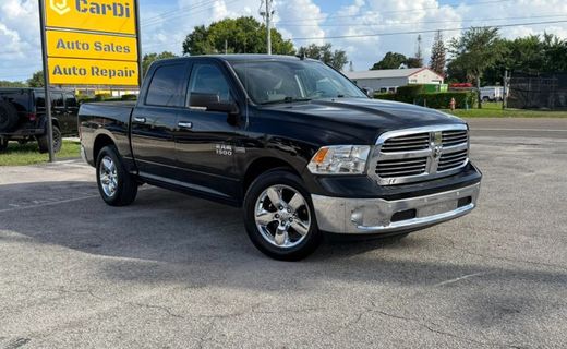 2016 Ram 1500 SLT