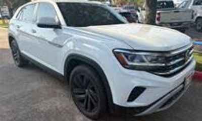2022 Volkswagen Atlas Cross Sport 4Motion SE W
