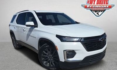 2023 Chevrolet Traverse RS