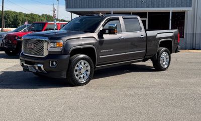 2016 GMC Sierra Denali