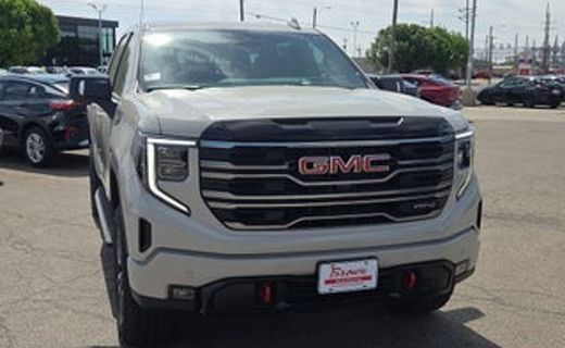 2026 GMC Sierra SLT